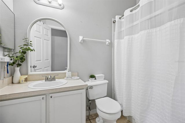 1982 LOCUST BERRY DRIVE, Kissimmee, FL 34743