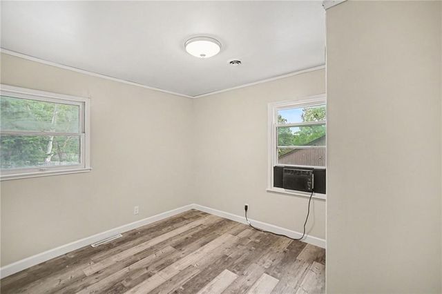 2409 Linden Drive, Kansas City, KS 66106