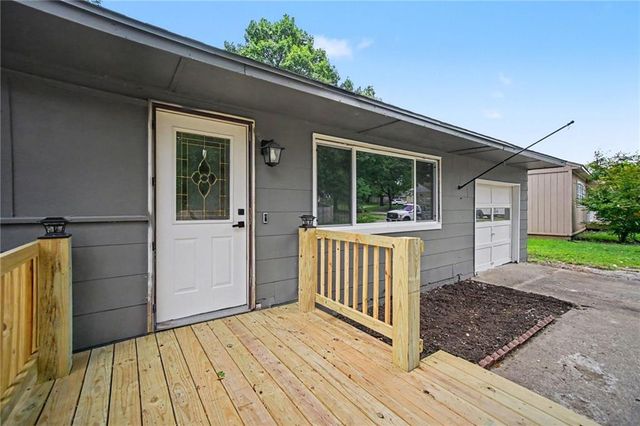 2409 Linden Drive, Kansas City, KS 66106