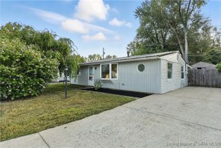 302 Emily Avenue, Clarksville, IN 47129