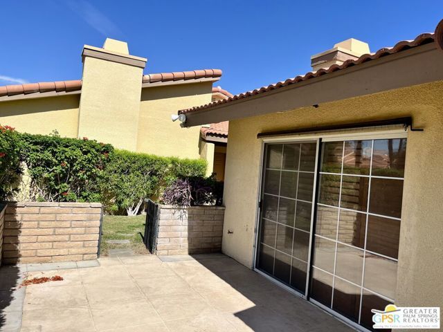 2657 N Whitewater Club Drive, Palm Springs, CA 92262
