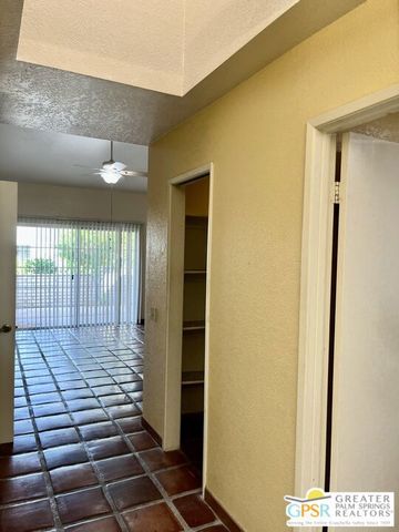 2657 N Whitewater Club Drive, Palm Springs, CA 92262