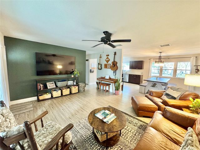 4400 MCKIBBEN DRIVE, North Port, FL 34287
