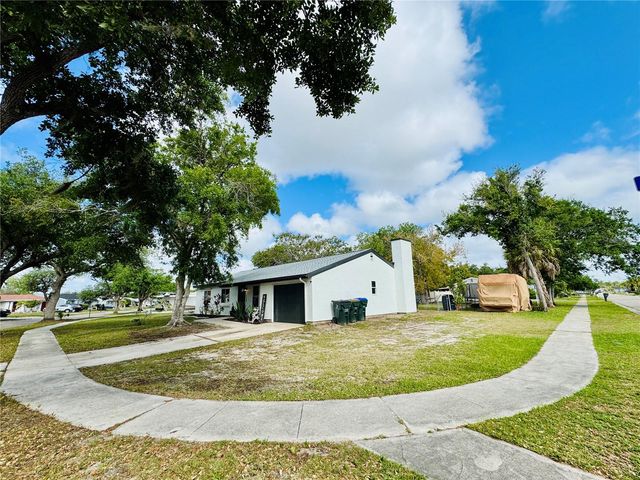 4400 MCKIBBEN DRIVE, North Port, FL 34287