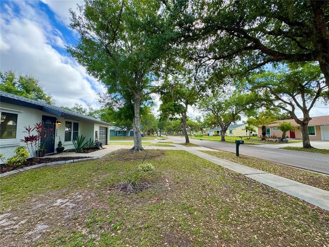 4400 MCKIBBEN DRIVE, North Port, FL 34287