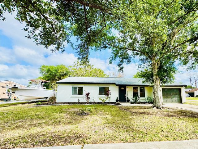 4400 MCKIBBEN DRIVE, North Port, FL 34287