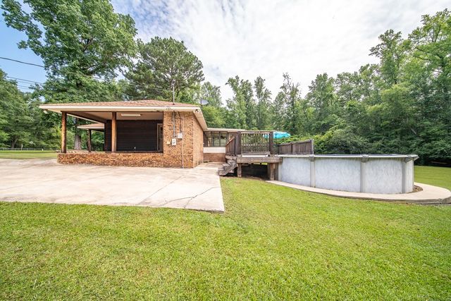 555 Shenandoah Drive, Cataula, GA 31804