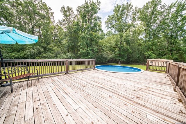 555 Shenandoah Drive, Cataula, GA 31804