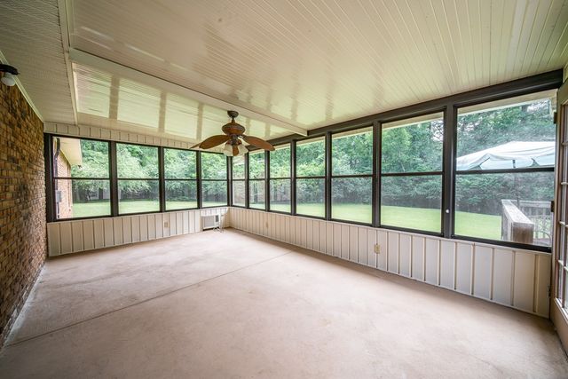 555 Shenandoah Drive, Cataula, GA 31804
