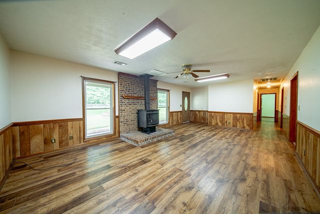 555 Shenandoah Drive, Cataula, GA 31804