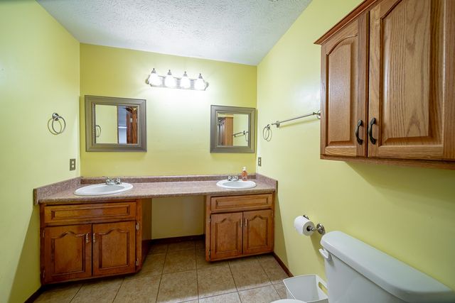 555 Shenandoah Drive, Cataula, GA 31804
