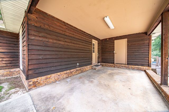 555 Shenandoah Drive, Cataula, GA 31804