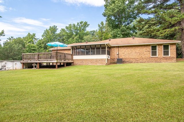 555 Shenandoah Drive, Cataula, GA 31804