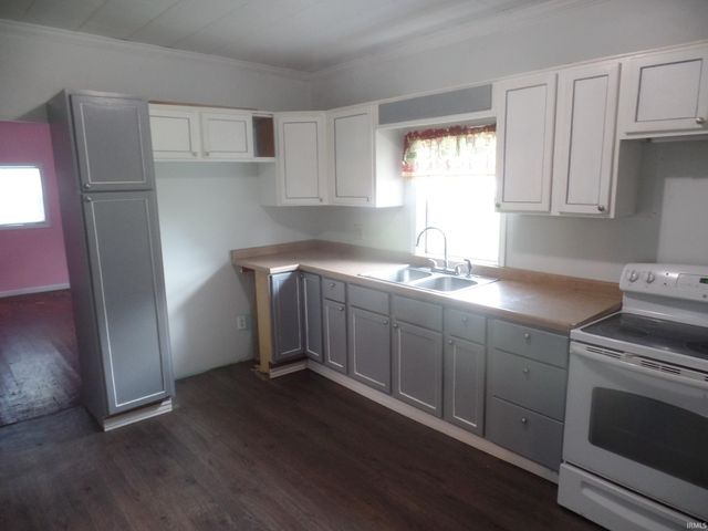 226 Ohio Street, Worthington, IN 47471