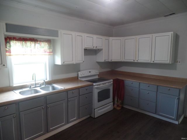 226 Ohio Street, Worthington, IN 47471