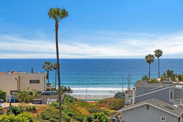 82 Crystal Dr, San Diego, CA 92109