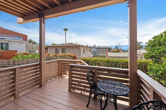 82 Crystal Dr, San Diego, CA 92109