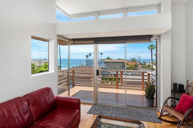 82 Crystal Dr, San Diego, CA 92109