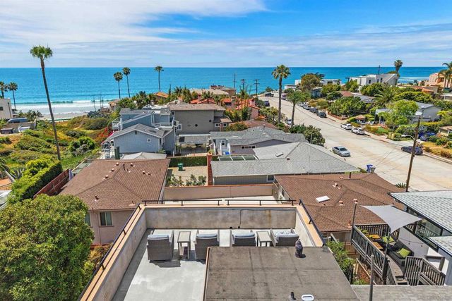82 Crystal Dr, San Diego, CA 92109