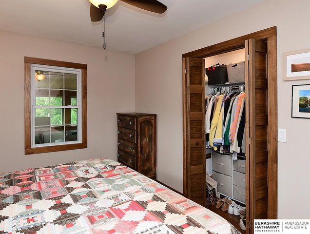 3214 N 78 Street, Omaha, NE 68134
