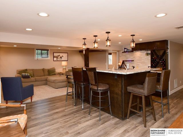 3214 N 78 Street, Omaha, NE 68134