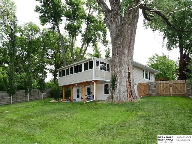 3214 N 78 Street, Omaha, NE 68134