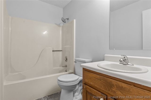 3127 Ansley Drive, Hope Mills, NC 28348