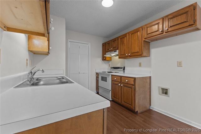 3127 Ansley Drive, Hope Mills, NC 28348