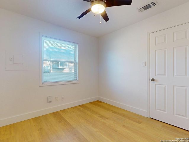 215 Artemis, San Antonio, TX 78218