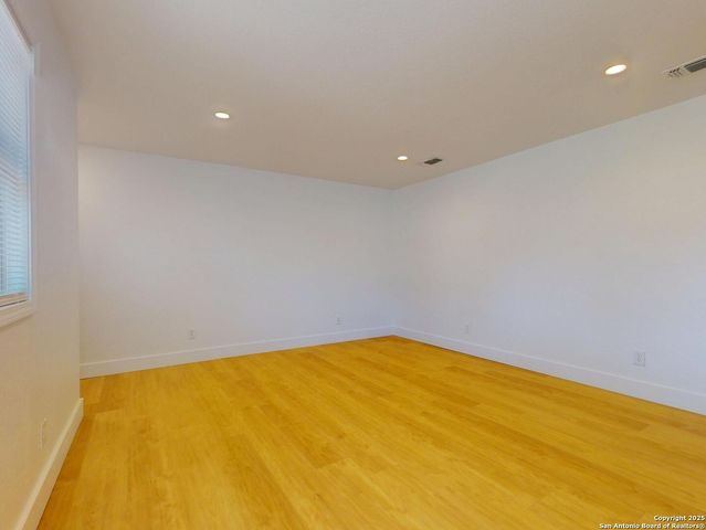 215 Artemis, San Antonio, TX 78218