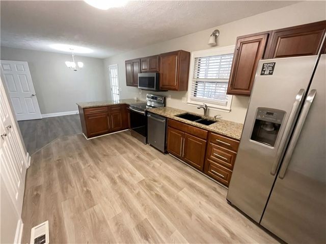 10 King Drive, Carrollton, GA 30116