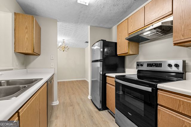 1202 Fairington Village Drive, Lithonia, GA 30038
