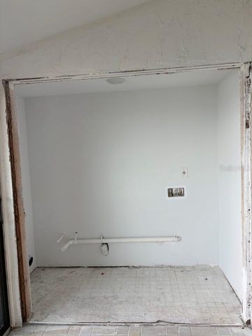 1511 PELICAN POINT DRIVE 280, Sarasota, FL 34231