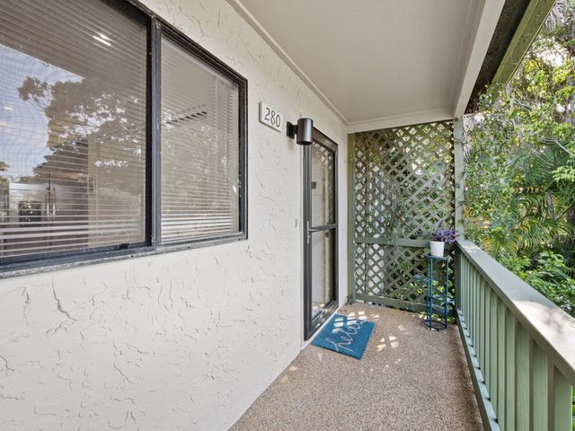 1511 PELICAN POINT DRIVE 280, Sarasota, FL 34231