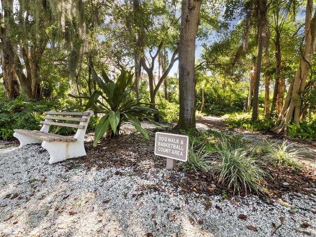 1511 PELICAN POINT DRIVE 280, Sarasota, FL 34231