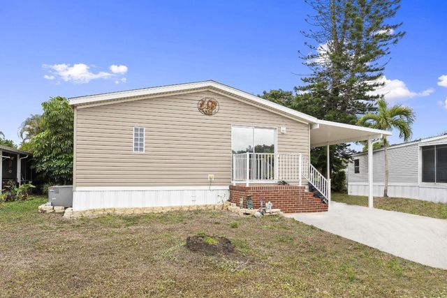 6910 SE Congress Street, Hobe Sound, FL 33455