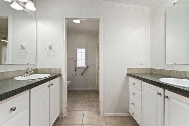 6910 SE Congress Street, Hobe Sound, FL 33455