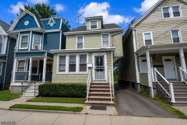 27 Cummings St, Irvington Twp., NJ 07111