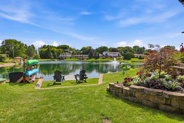 5726 Woodmire Drive, Shelby Twp, MI 48316