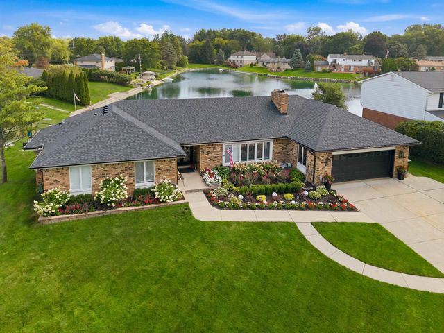 5726 Woodmire Drive, Shelby Twp, MI 48316