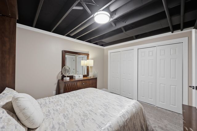 5726 Woodmire Drive, Shelby Twp, MI 48316