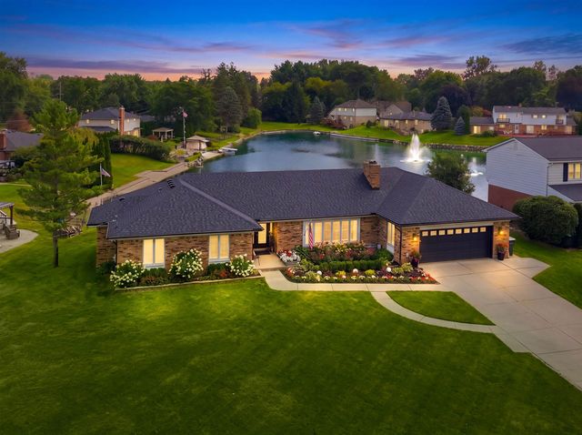 5726 Woodmire Drive, Shelby Twp, MI 48316