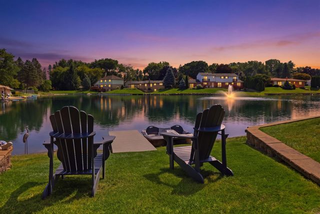 5726 Woodmire Drive, Shelby Twp, MI 48316