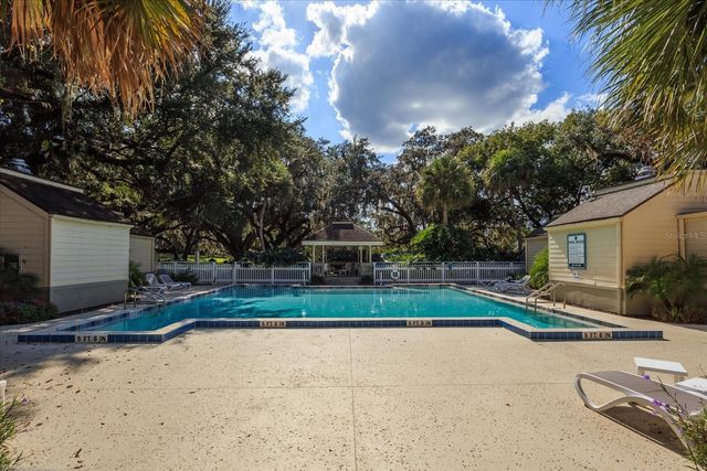 108 CROWN OAKS WAY, Longwood, FL 32779