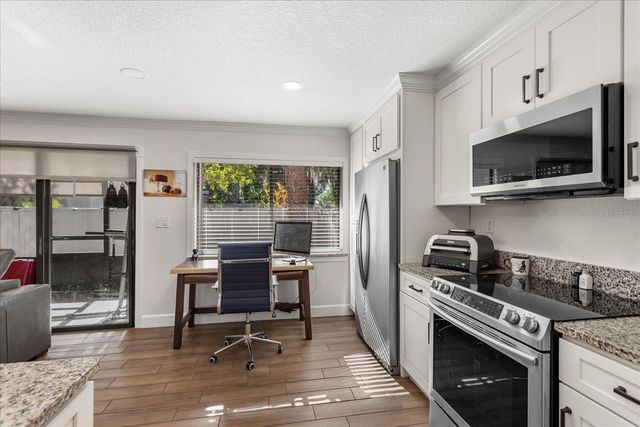 108 CROWN OAKS WAY, Longwood, FL 32779