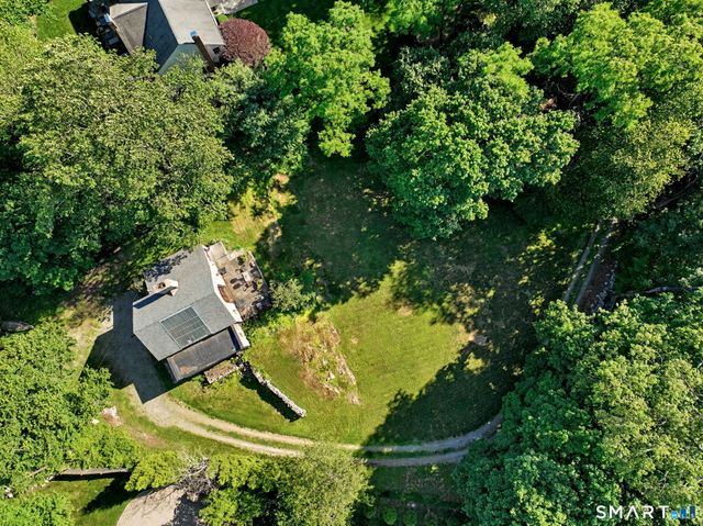 11 Hitchcock Road, Westport, CT 06880