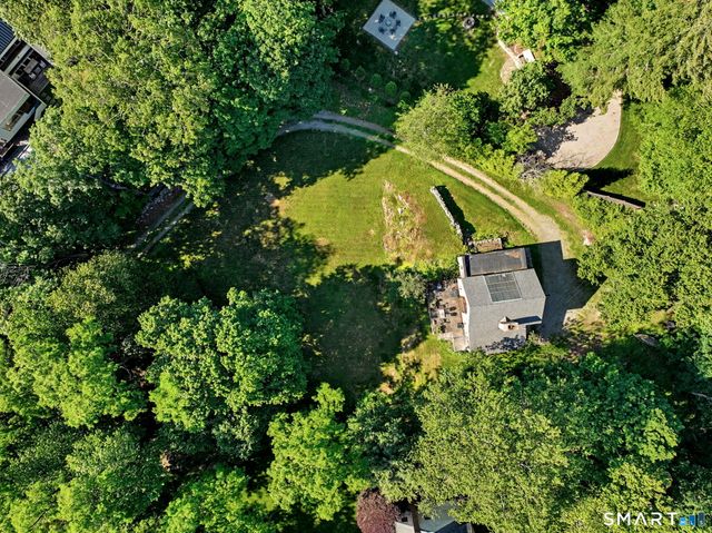 11 Hitchcock Road, Westport, CT 06880