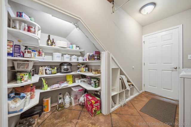 8012 Cottonwood Avenue, Claremore, OK 74019