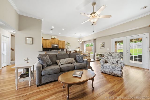 8012 Cottonwood Avenue, Claremore, OK 74019