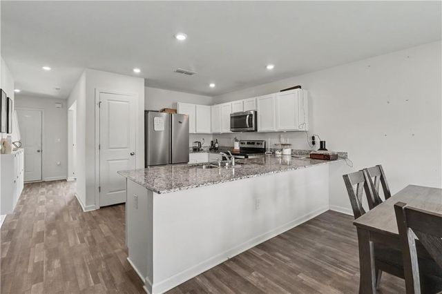 502 Pemberton Street, Kingston, GA 30145